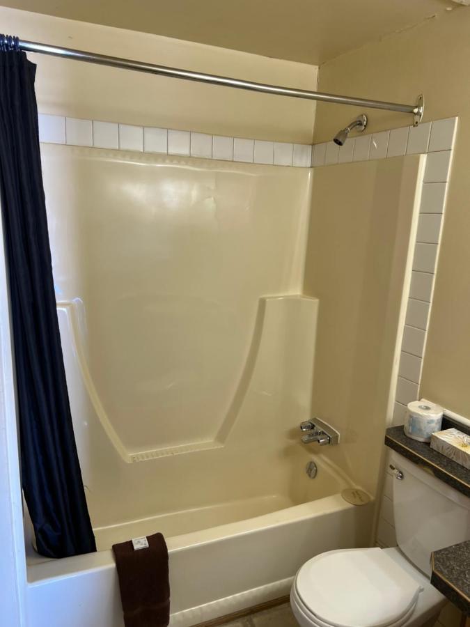 Kings Court Motel Cold Lake Luaran gambar